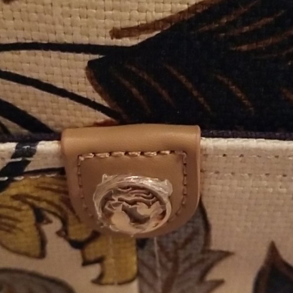 Bag - Picture 3 of 12